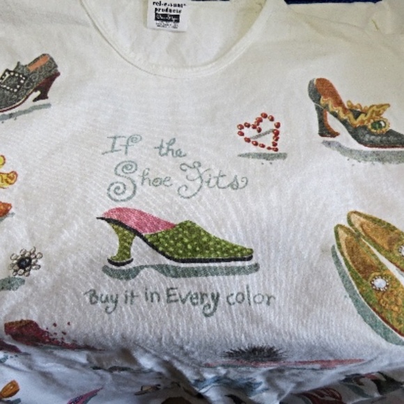1998 Rel-e-vant If the Shoe Fits T-Shirt One Size Fits Most - Picture 4 of 5